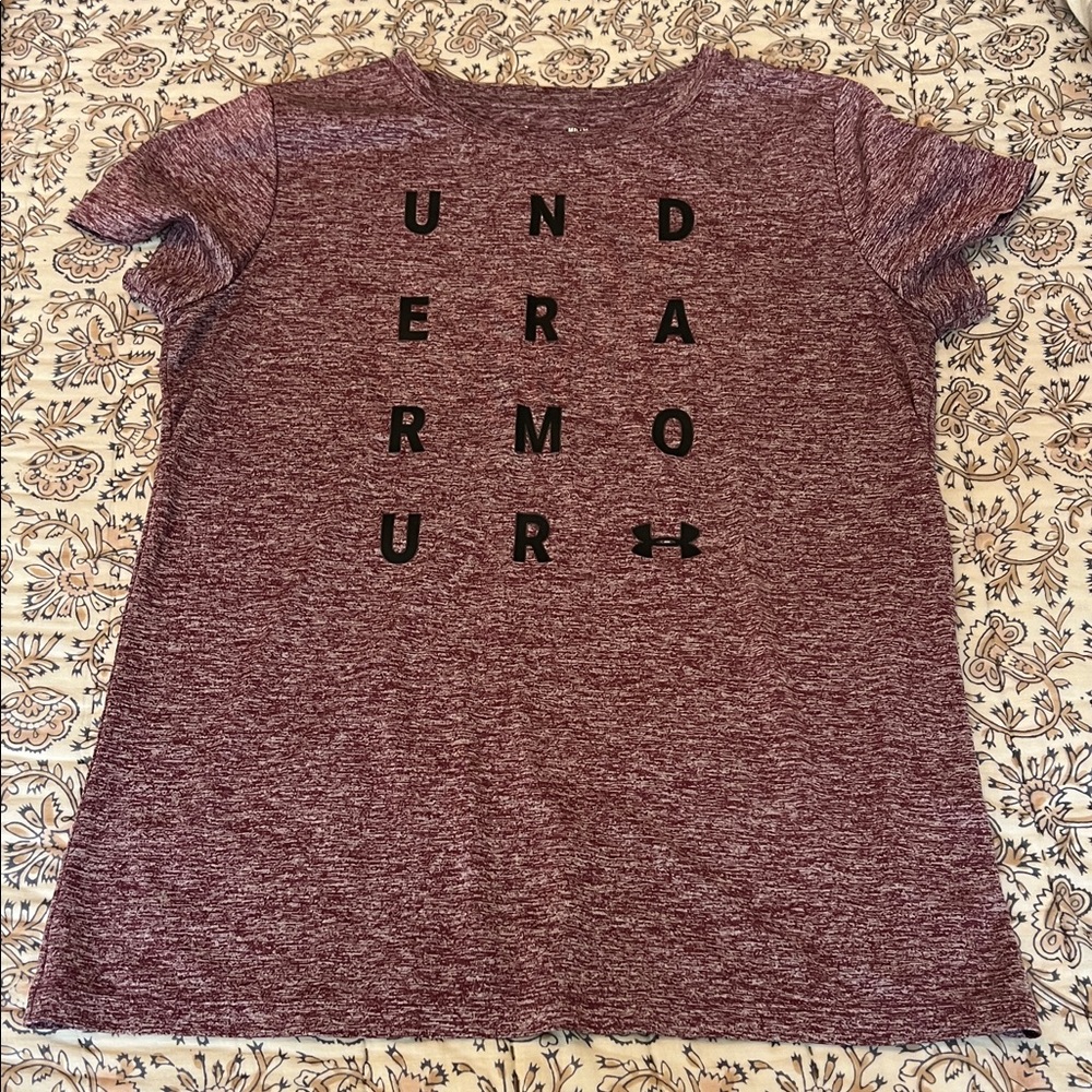 Under Armour Women’s Maroon Heather Tee size M